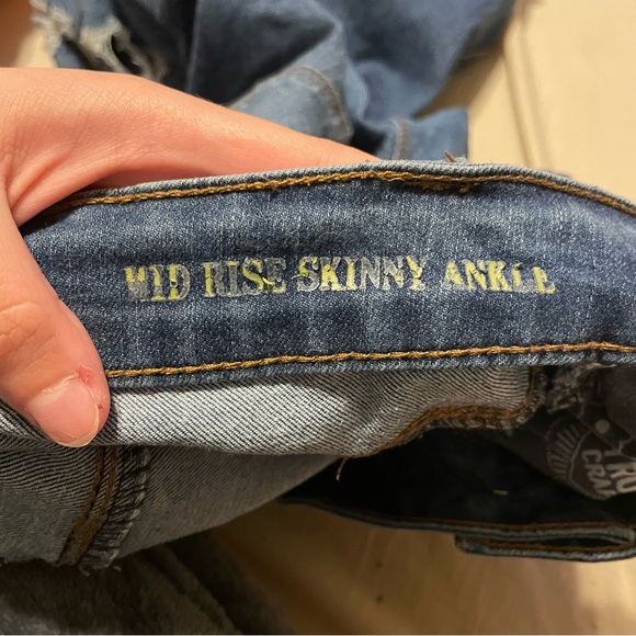 True Craft Denim Distressed Skinny Jeans - Picture 5 of 6